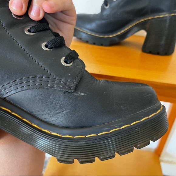 Dr. Martens Jesy Sendal Black Leather Lace Up Boots Size 8 - Picture 7 of 11